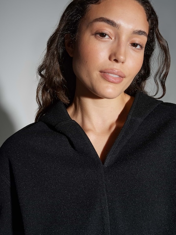 OPUS Sweatshirt 'Gubel' in Black