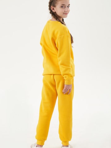 LOUIS LECLER Joggingpak 'Sofia' in Geel