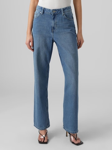 Loosefit Jeans 'Evelyn' de la VERO MODA pe albastru: față