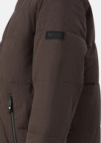 s.Oliver Jacke in Braun: Seite
