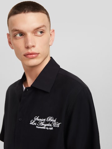 Bershka Regular fit Button Up Shirt in Black