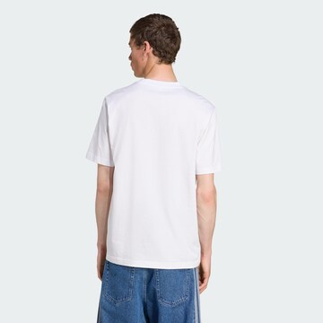 T-Shirt fonctionnel 'Mercedes - AMG Petronas Formula One Team George Russell' ADIDAS PERFORMANCE en blanc