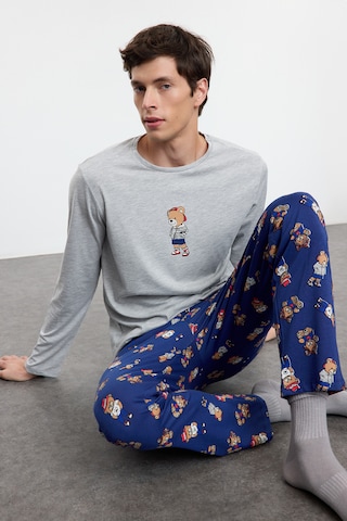 Trendyol - Pijama largo en gris
