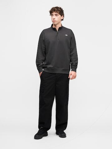 THE NORTH FACE Суичър 'ESSENTIAL' в сиво