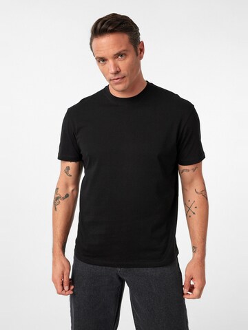 Williot T-Shirt 'Luisa' in Schwarz: Vorderseite