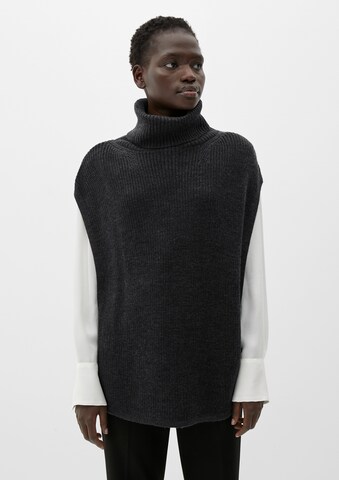 s.Oliver Cape in Grey: front