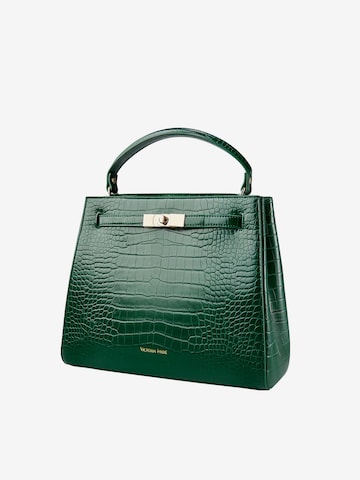 Victoria Hyde Handtasche ' Victoria III ' in Grün: Vorderseite