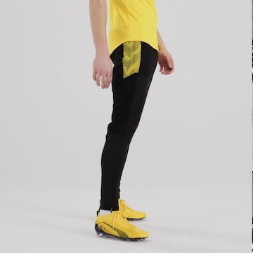 PUMA Tapered Sporthose in Schwarz