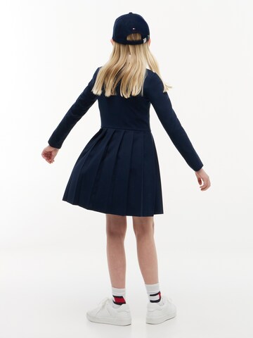 TOMMY HILFIGER Šaty 'ESSENTIAL' – modrá