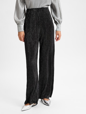 s.Oliver Regular Hose in Schwarz: Vorderseite