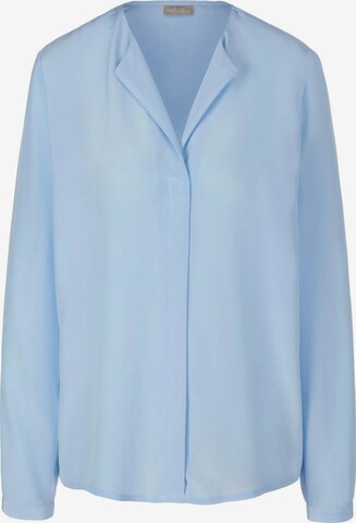 include Blouse in Blue: front