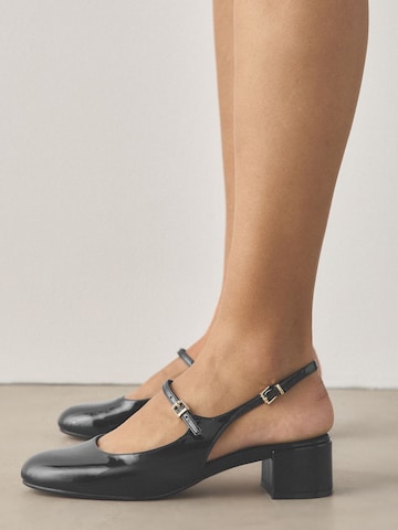Next - Zapatos destalonado 'Forever Comfort®' en negro