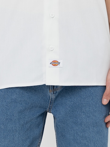 DICKIES Comfort fit Button Up Shirt in White