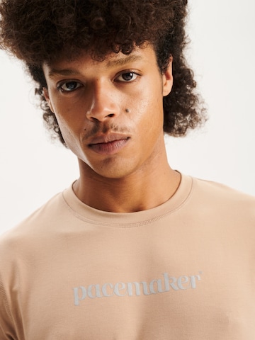 Pacemaker Performance shirt in Beige