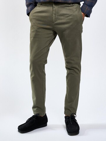 Legends Regular Pants 'Century' in Green: front