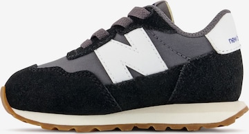 new balance Sneakers in Black