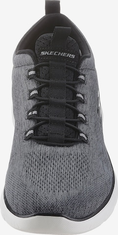 Baskets basses 'Summits Louvin' SKECHERS en gris