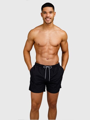BRUNOTTI Boardshorts in Schwarz: Vorderseite