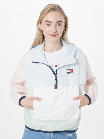 Tommy Jeans Välikausitakki värissä monivärinen: edessä