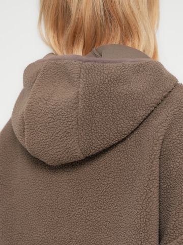 Noisy may Trui 'NMCOZY' in Bruin