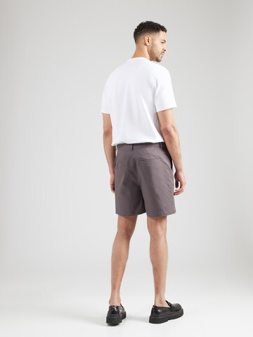 TRAPP - regular Pantalón plisado en gris