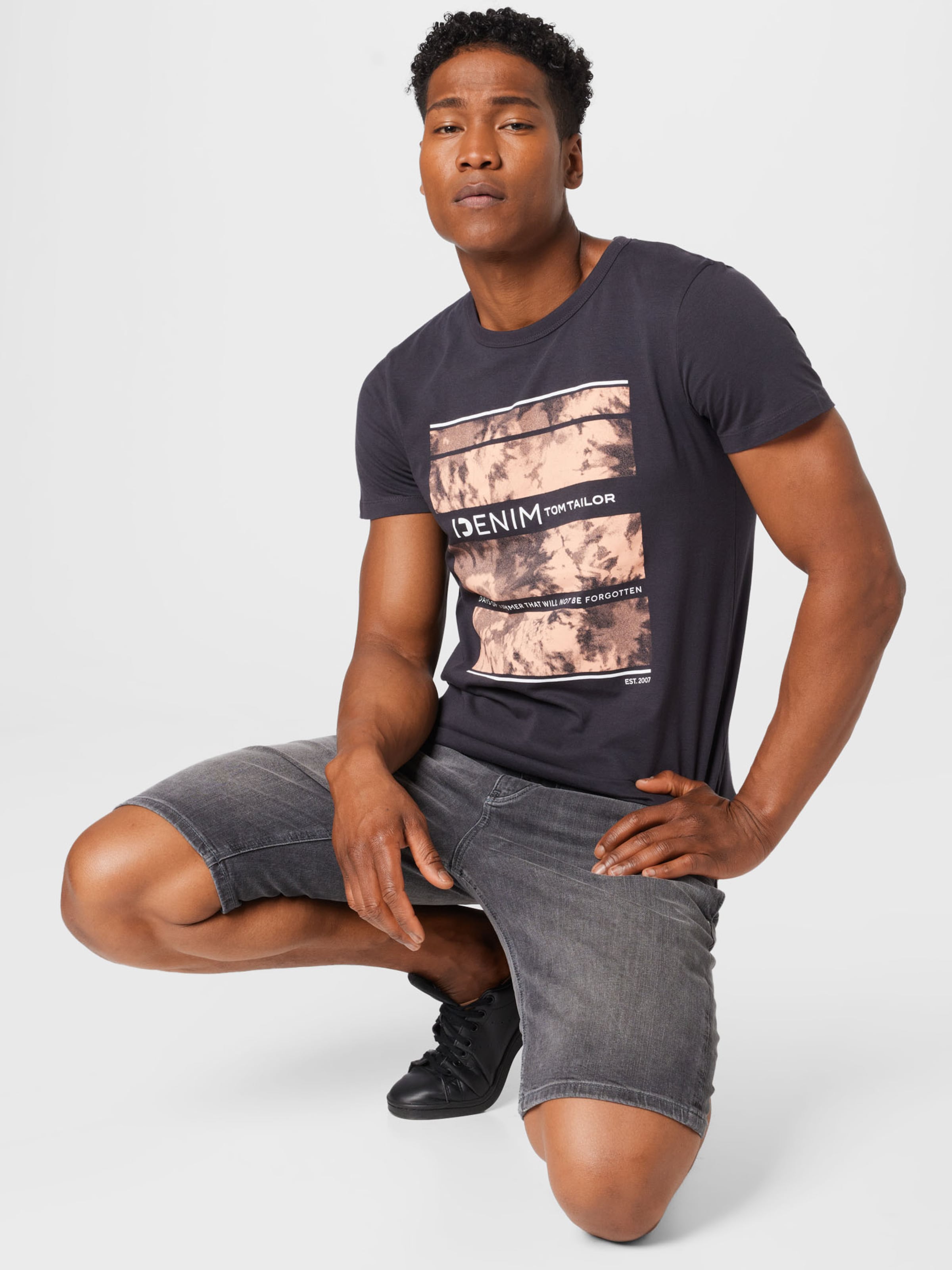 Männer Shirts TOM TAILOR DENIM T-Shirt in Grau - VA38866 Männer Shirts TOM TAILOR DENIM T-Shirt in Grau - VA38866