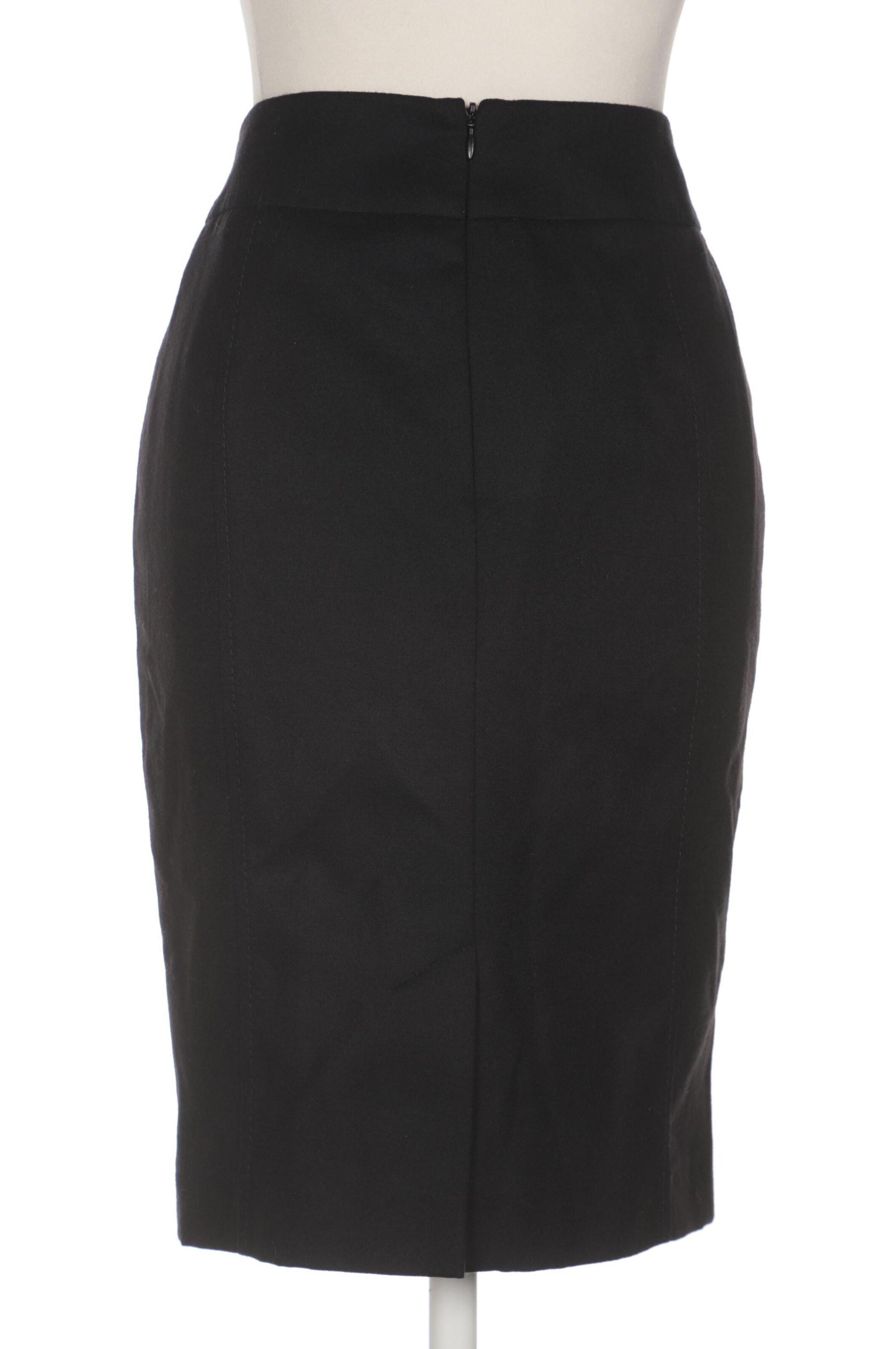 MADELEINE Skirt in S in Black