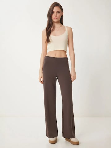 regular Pantaloni sportivi 'Jogginghose' di Happiness İstanbul in marrone: frontale