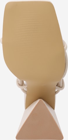 Sandalo con cinturino di Nasty Gal in beige