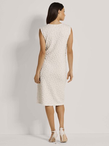 Robe fourreau MADELEINE en blanc