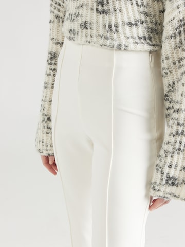 ONLY Flared Trousers 'ASTRID' in White