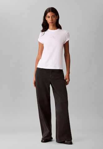 Calvin Klein JeansMajica 'Classic' - bijela boja