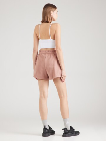 ADIDAS SPORTSWEAR Loosefit Παντελόνι φόρμας 'Essentials' σε ροζ