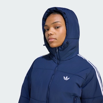 ADIDAS ORIGINALS Winterjas 'Adicolor' in Blauw