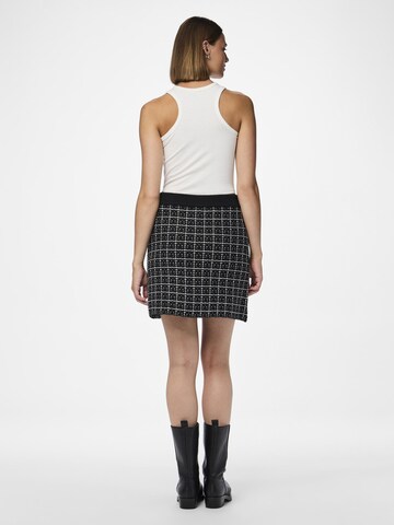 PIECES Skirt 'NILJA' in Black