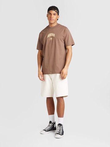 ADIDAS ORIGINALS - Camiseta 'VRCT' en marrón