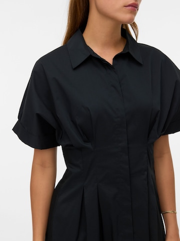 Robe-chemise 'VMFriba' VERO MODA en noir