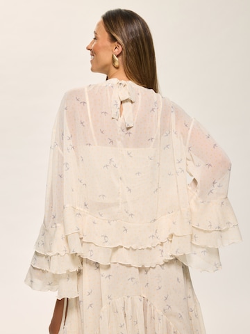 Kamila Šikl Bluse in Beige