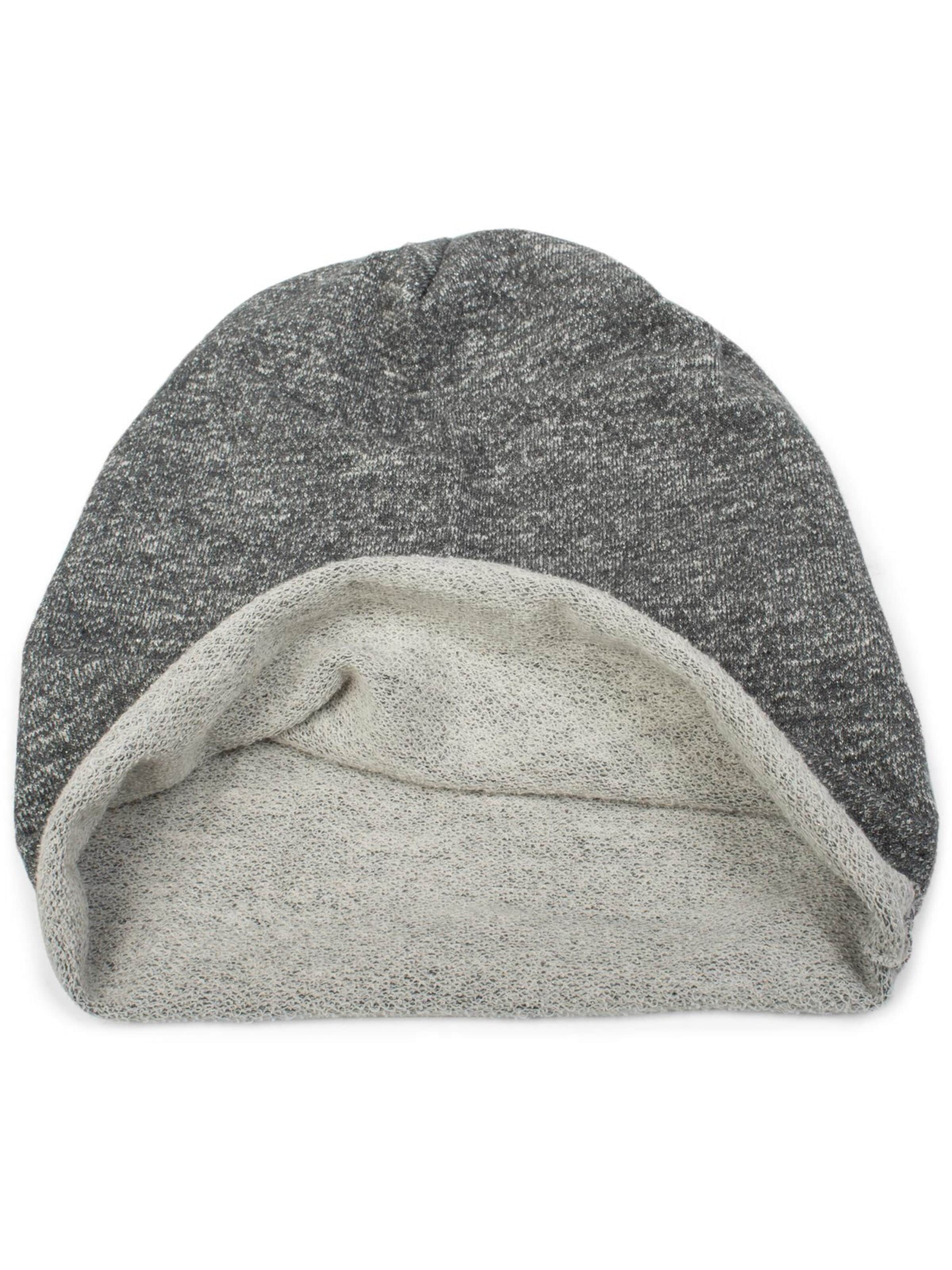 styleBREAKER Mütze 'Beanie Mütze mit All Over Glitzer'‌ in Grau