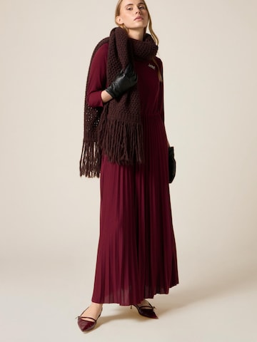 oltre - Vestido en rojo