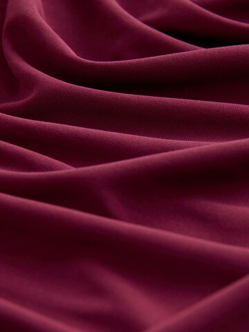Next Top in Red