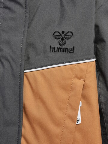 Hummel Weatherproof jacket in Grey