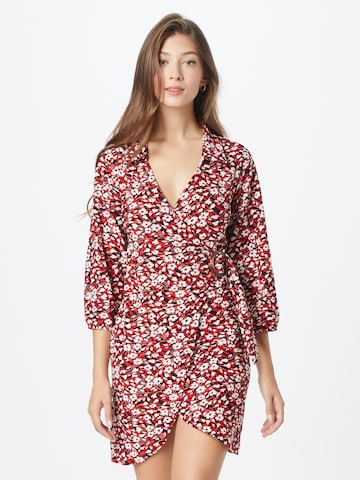 Robe River Island en rouge : devant