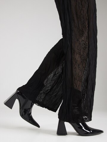 TOPSHOP Regular Hose in Schwarz