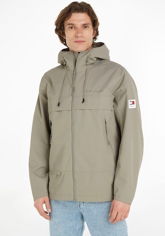 Tommy Jeans Plus Between-Season Jacket 'Tech Chicago' in Green: front