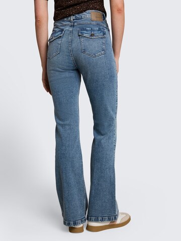 TOM TAILOR DENIM Flared Jeans 'TTAVA' in Blue