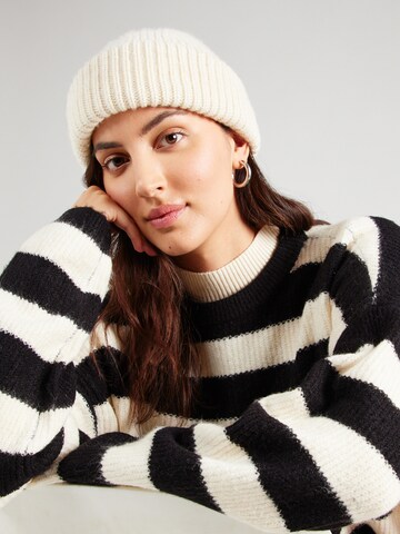 Pullover 'VMNATAHLIE' di VERO MODA in nero