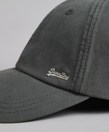 Superdry Cap in Grau