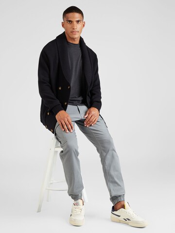 Tricou 'NEDIE' de la Ragwear pe gri