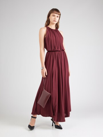 Robe de soirée Banana Republic en rouge : devant